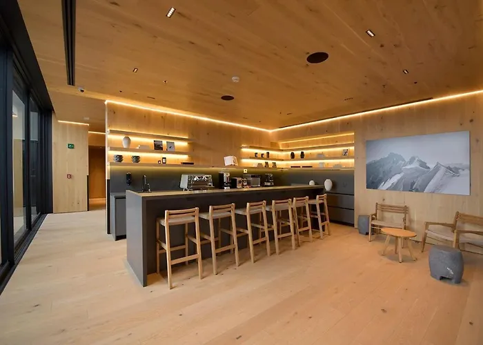 Tierra Maiz Luxury Downtown Loft